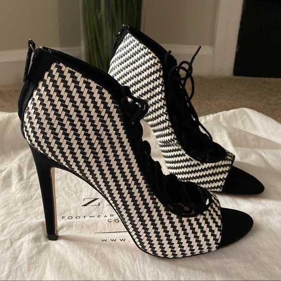 Zara Shoes - Zara black & white tie up heels size 8 1/2
